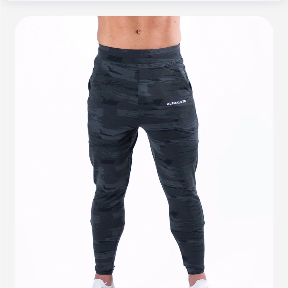Alphalete Trace Joggers